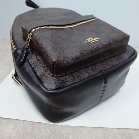 🌷Coach Mini Charlie Backpack In Signature NWT. - Picture 4 of 8